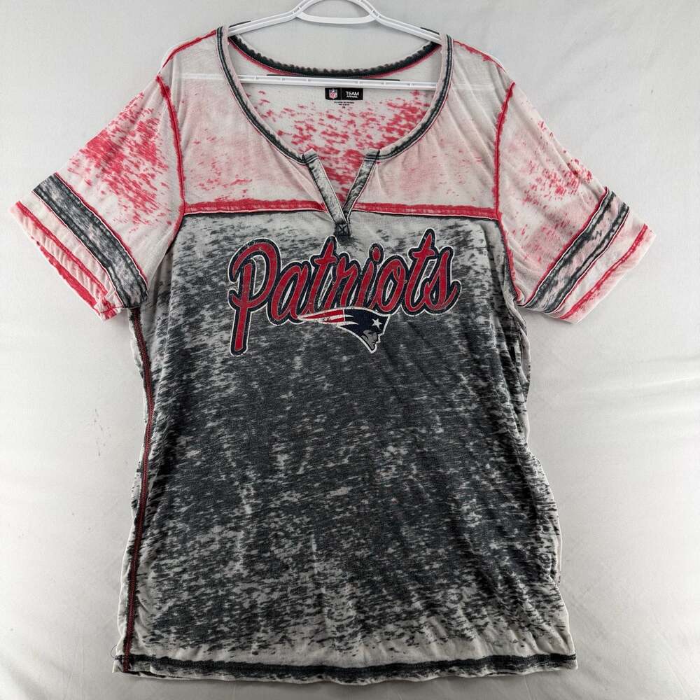 0743 W2XL New England Patriots Women's V-Neck Burnout T-Shirt